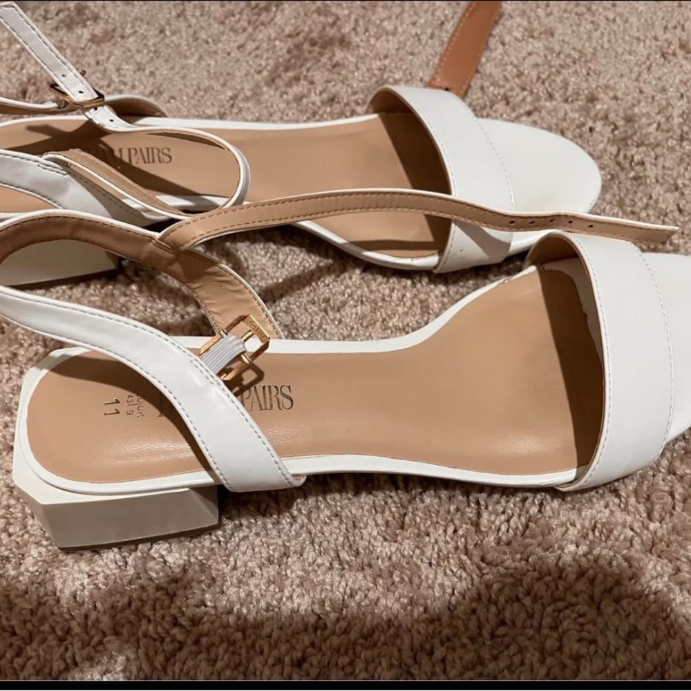 Strada White and Tan Sandals